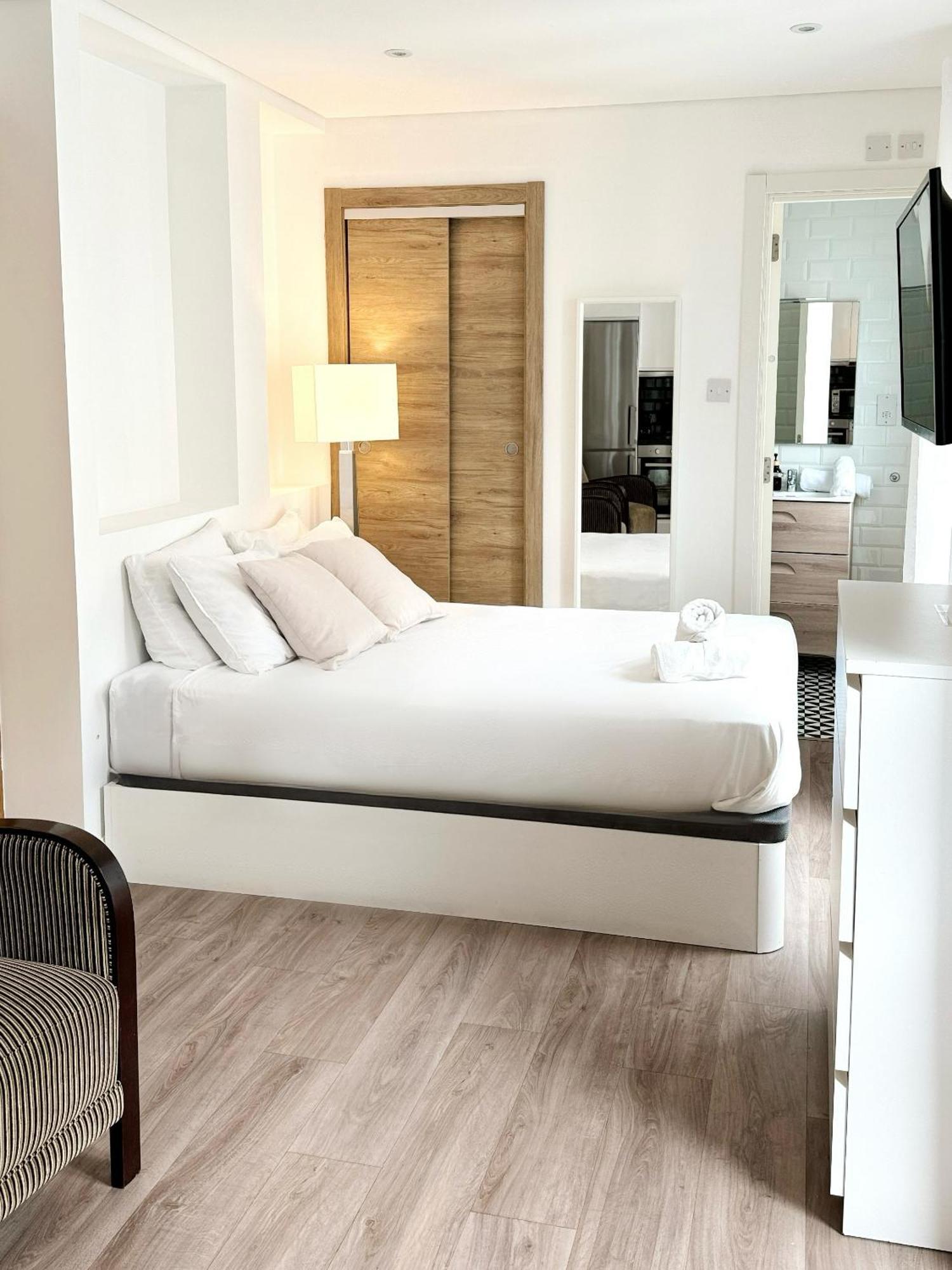 Fabulous City Centre Apartment - Grand Central House Gibraltar Eksteriør bilde